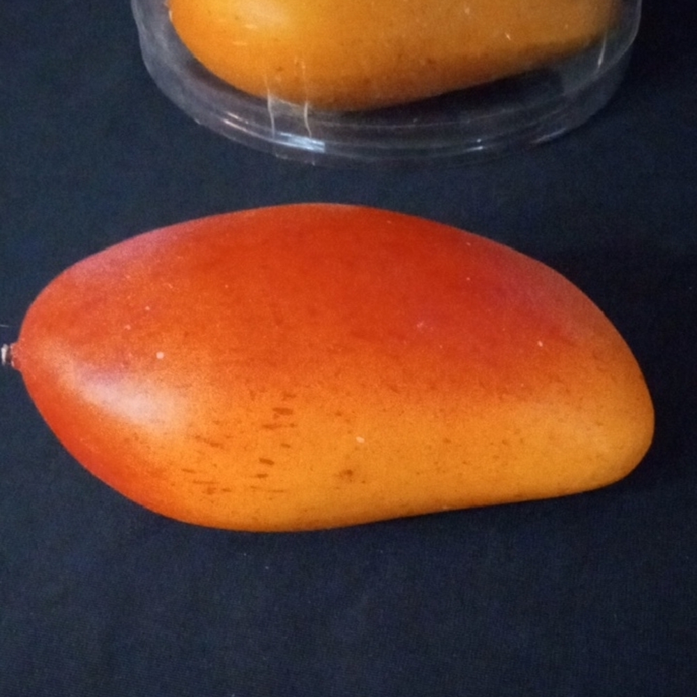 Colorful Artificial Mangoes - Picture 3 of 5